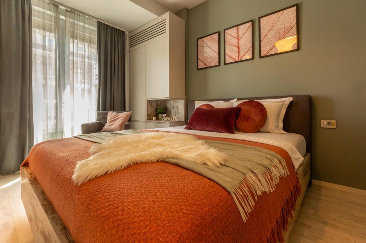 Modern 1Br Apt In The Old Town: The Perfect Choice Букурещ Екстериор снимка