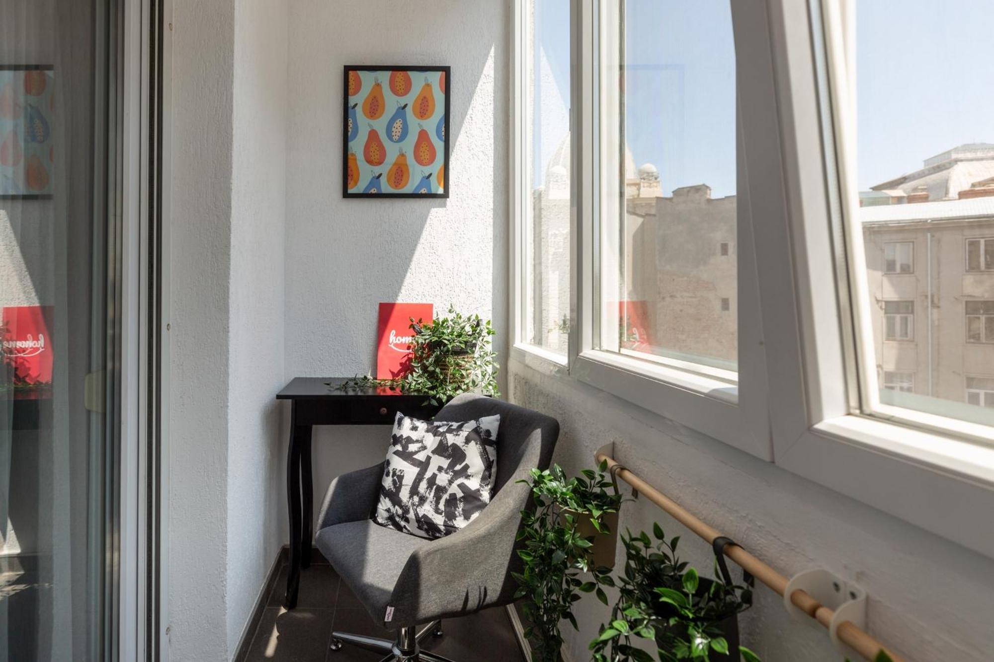 Modern 1Br Apt In The Old Town: The Perfect Choice Букурещ Екстериор снимка