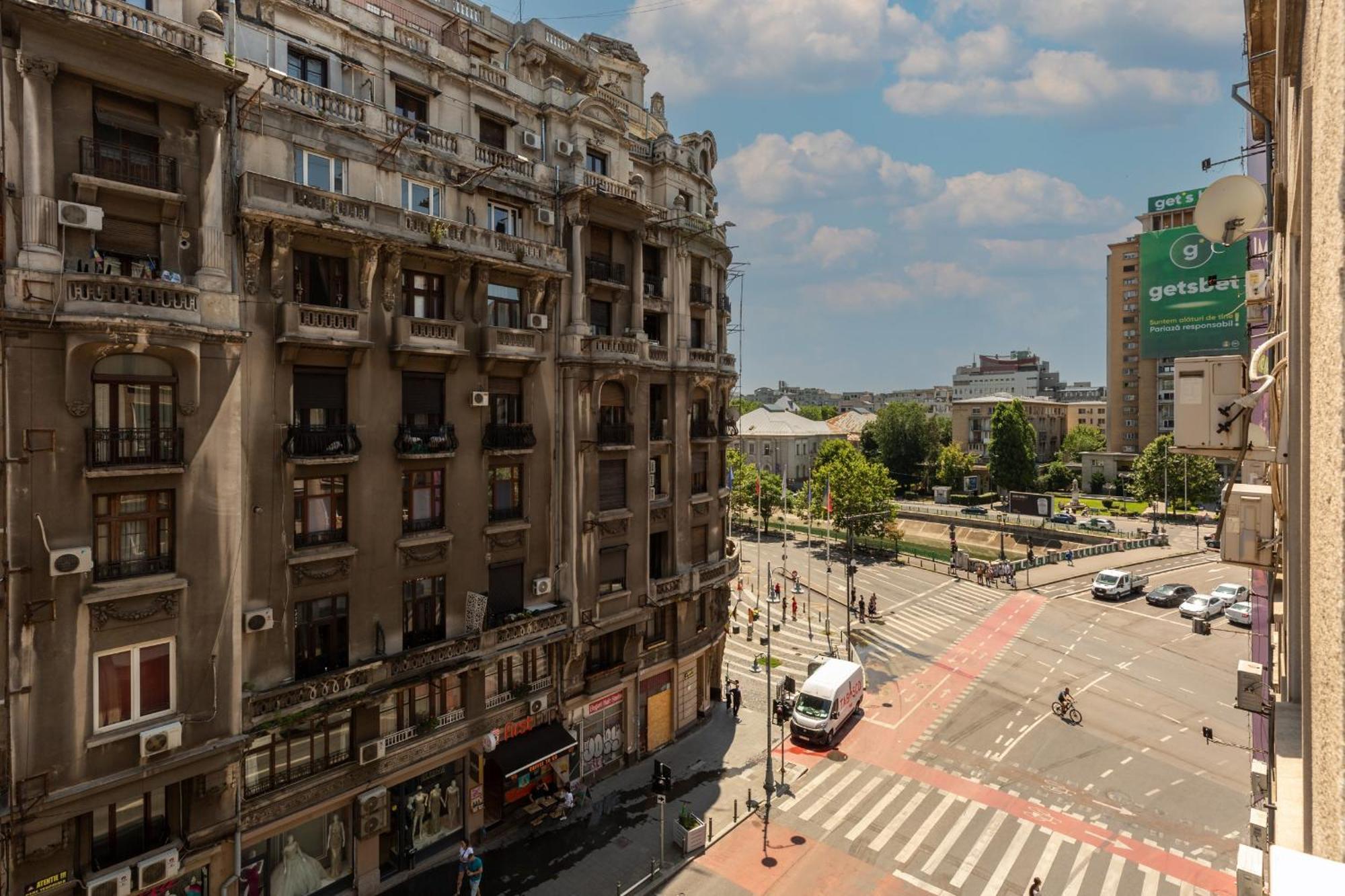 Modern 1Br Apt In The Old Town: The Perfect Choice Букурещ Екстериор снимка