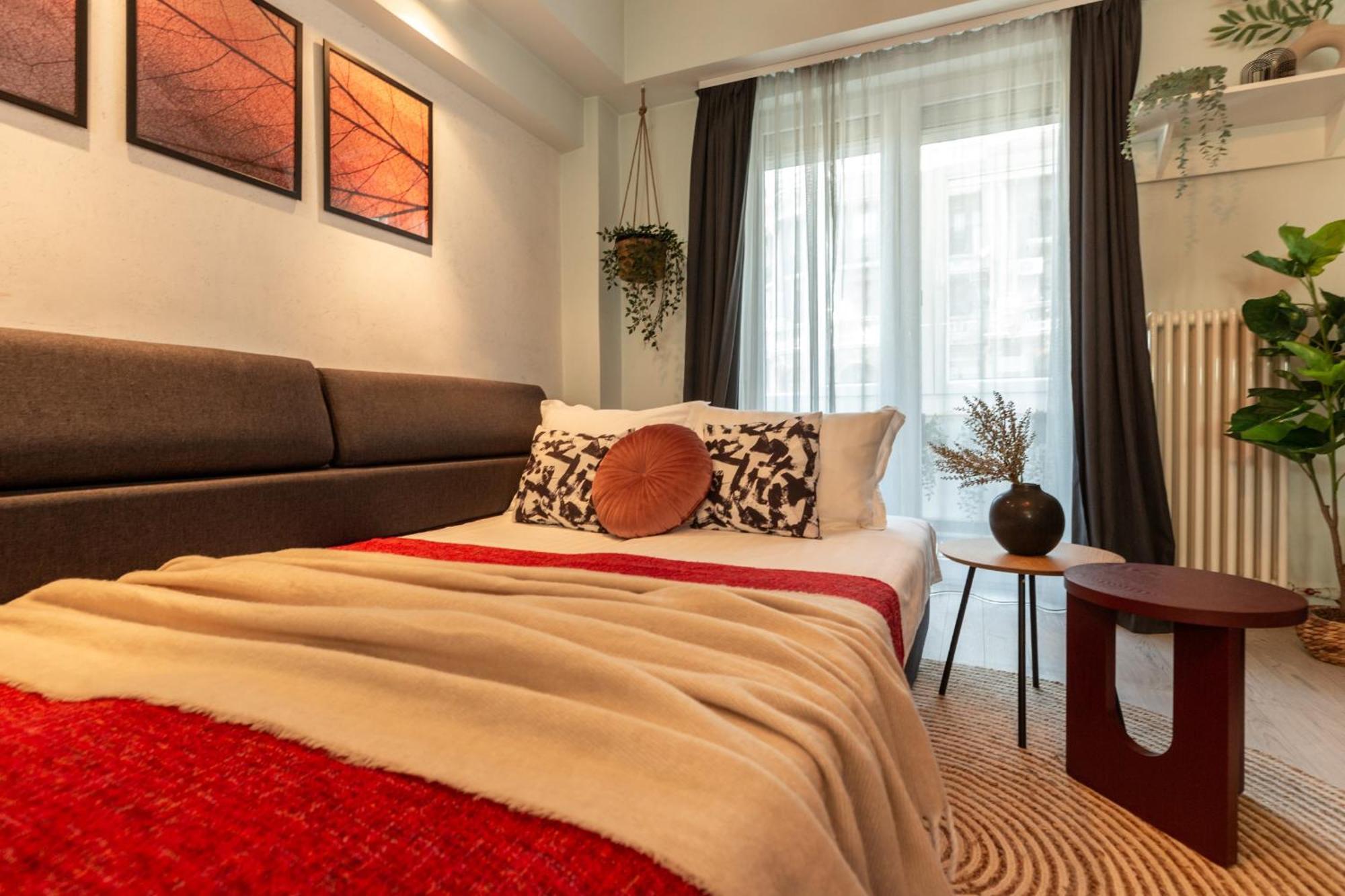Modern 1Br Apt In The Old Town: The Perfect Choice Букурещ Екстериор снимка