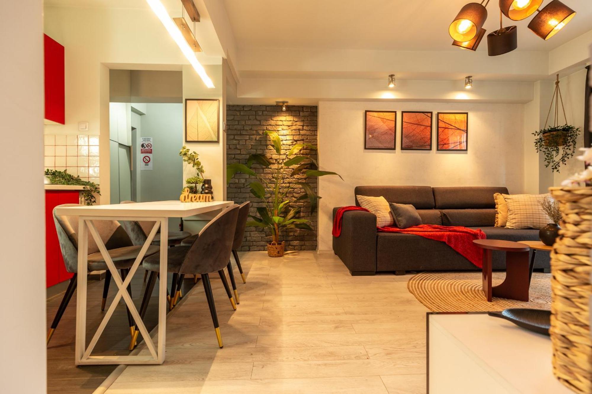 Modern 1Br Apt In The Old Town: The Perfect Choice Букурещ Екстериор снимка